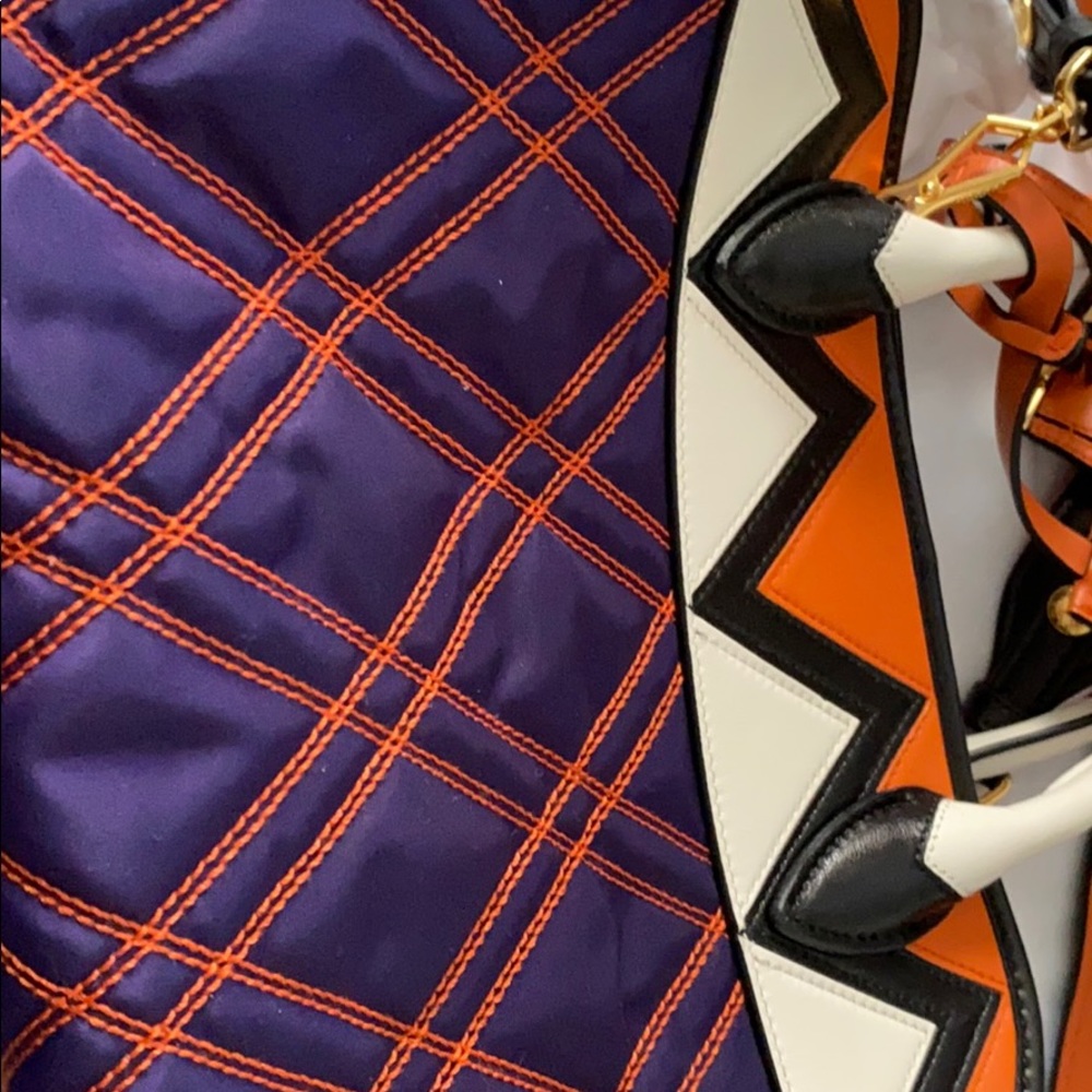 Prada top handle - Picture 4 of 8